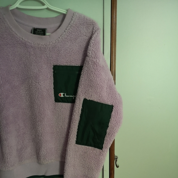 🌺 Champion Sherpa Crew neck Sweat Shirt🌺 - Picture 5 of 6